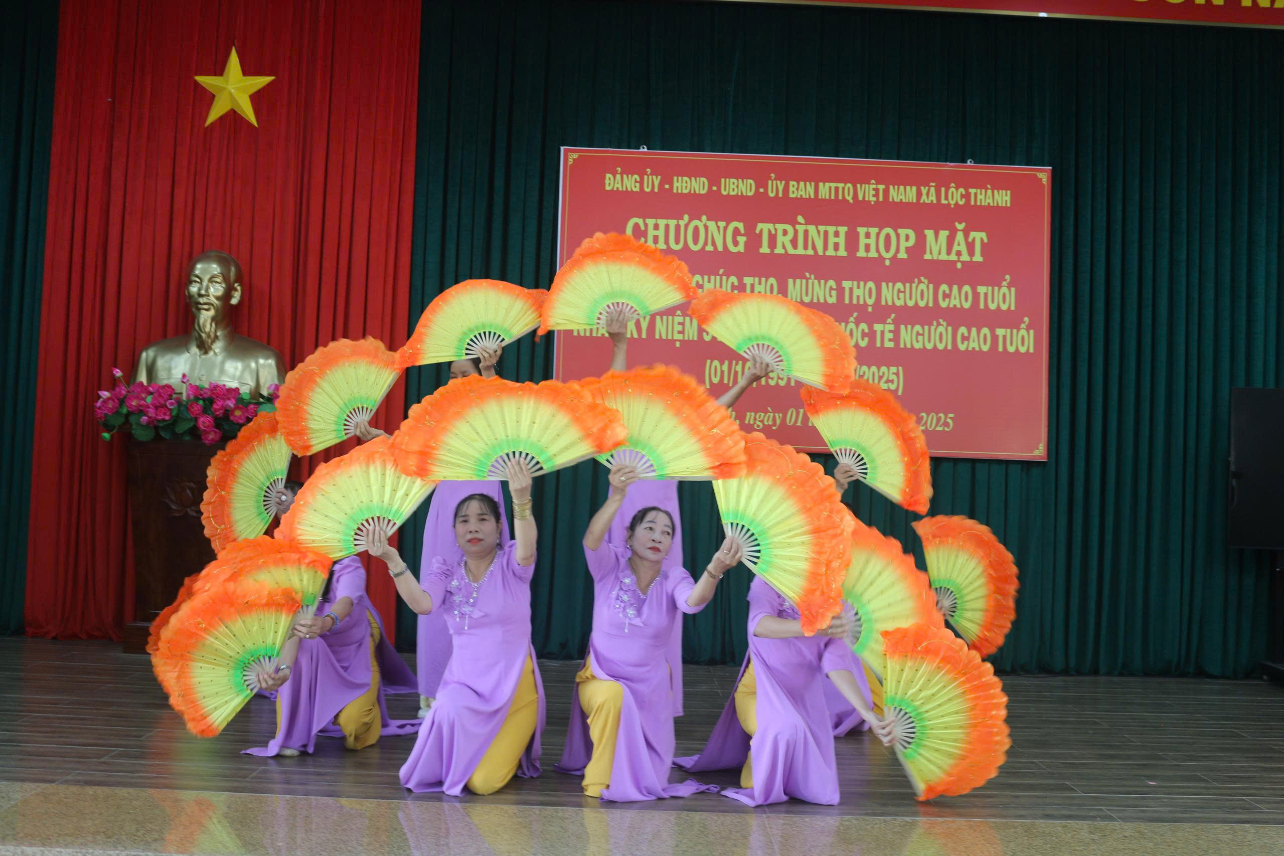 z7069059110734 8efee8383f8d492c9734381d402dd1f1