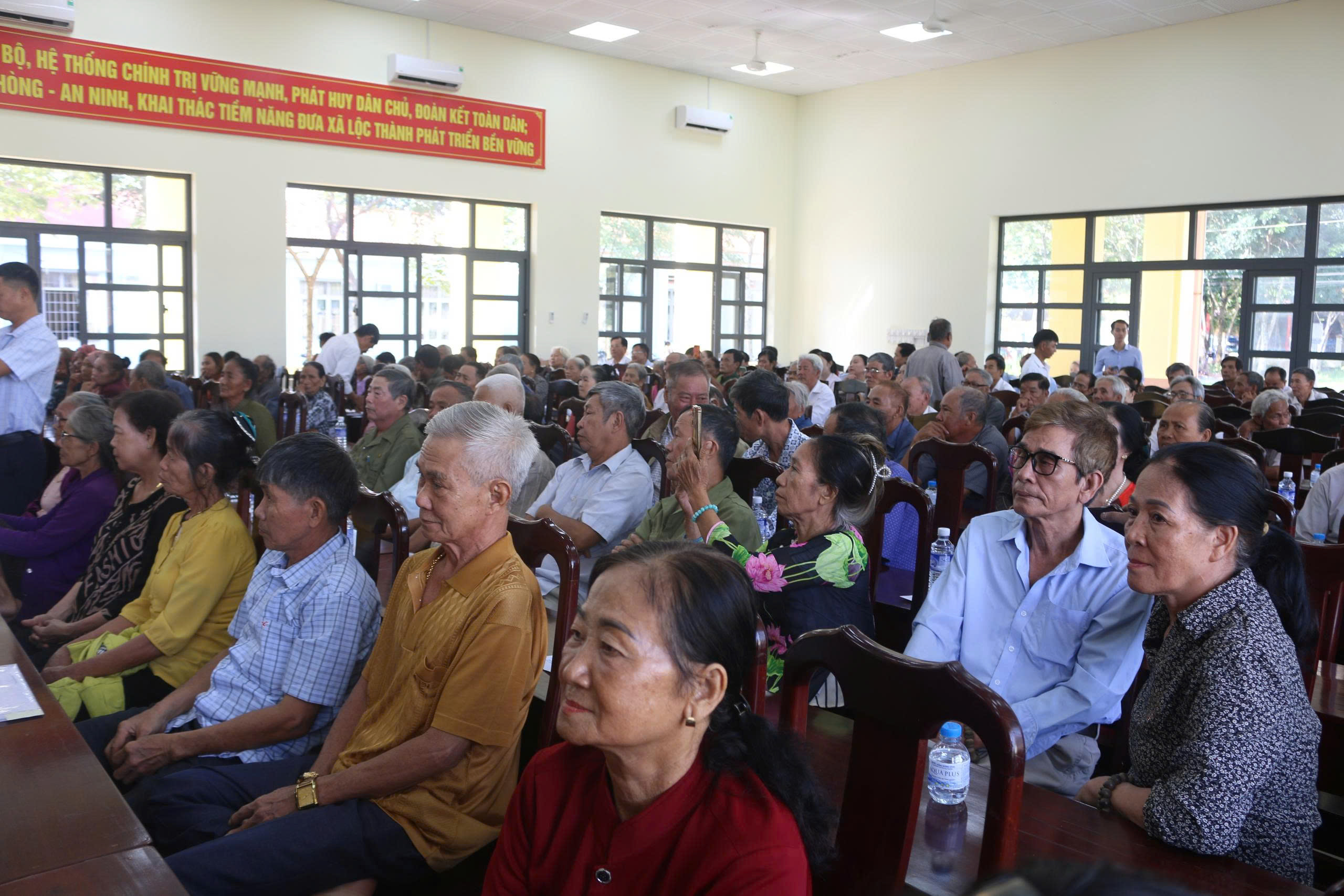 z7069072704898 86044aad4a56050db7681174314a2ee1