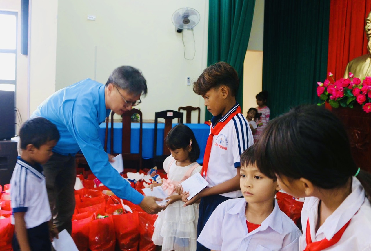 z7083084902078 c5d0d2d9e0f8ad0fd8ea627686bd6b0a