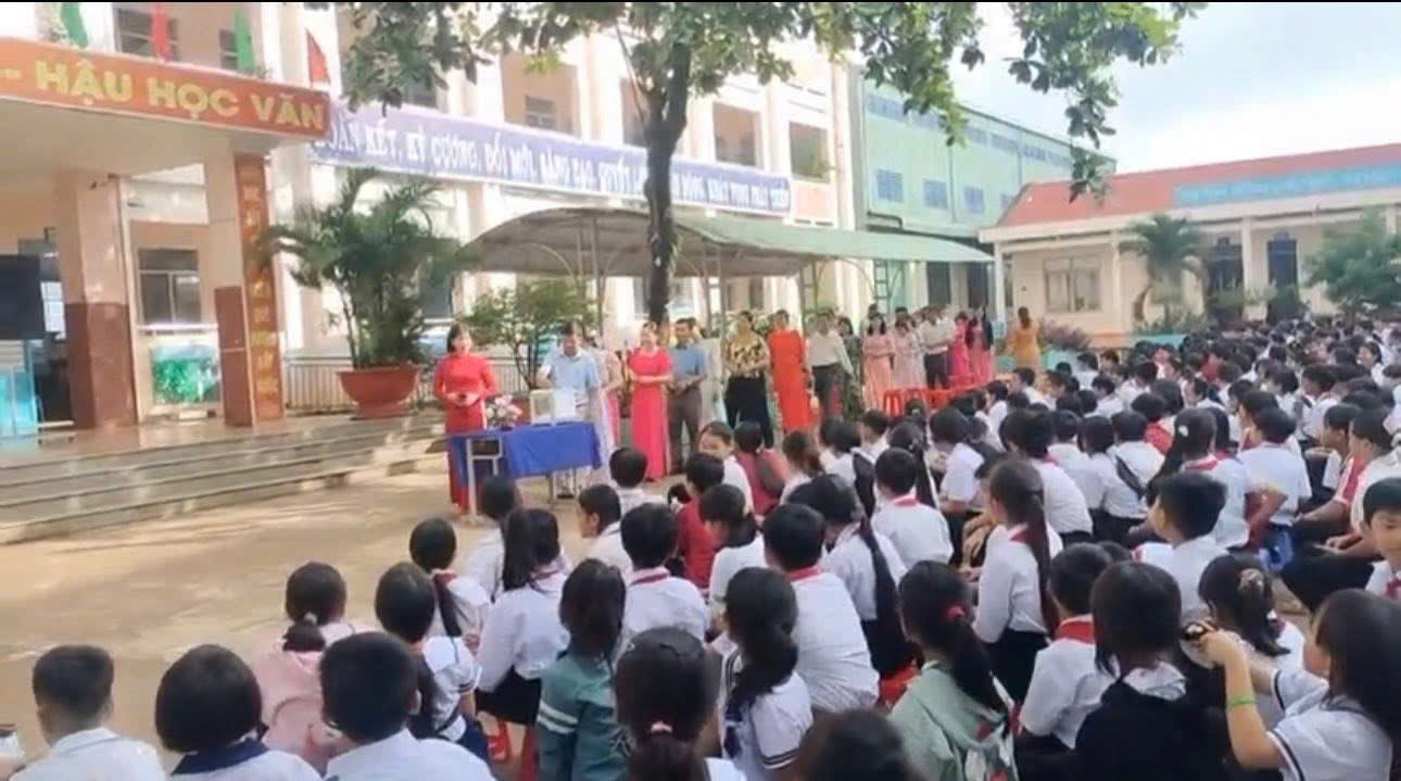 z7086314214885 ce544d7f802677fd0908e3cae76fe948