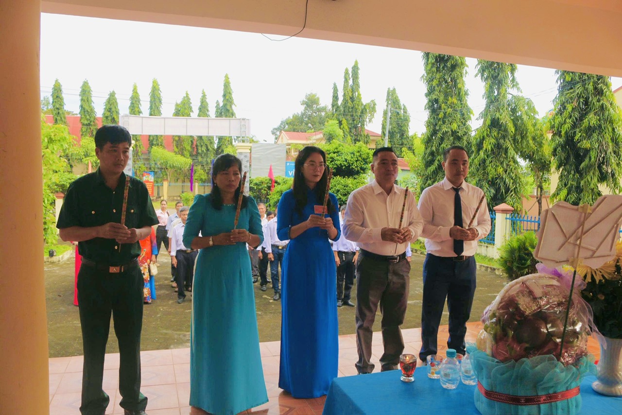 z7134988488975 9a8e171504199f17452a086c7b260746