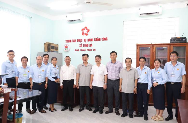 Trung tâm Phục vụ Hành chính công xã Long Hà nỗ lực vì sự hài lòng của người dân.