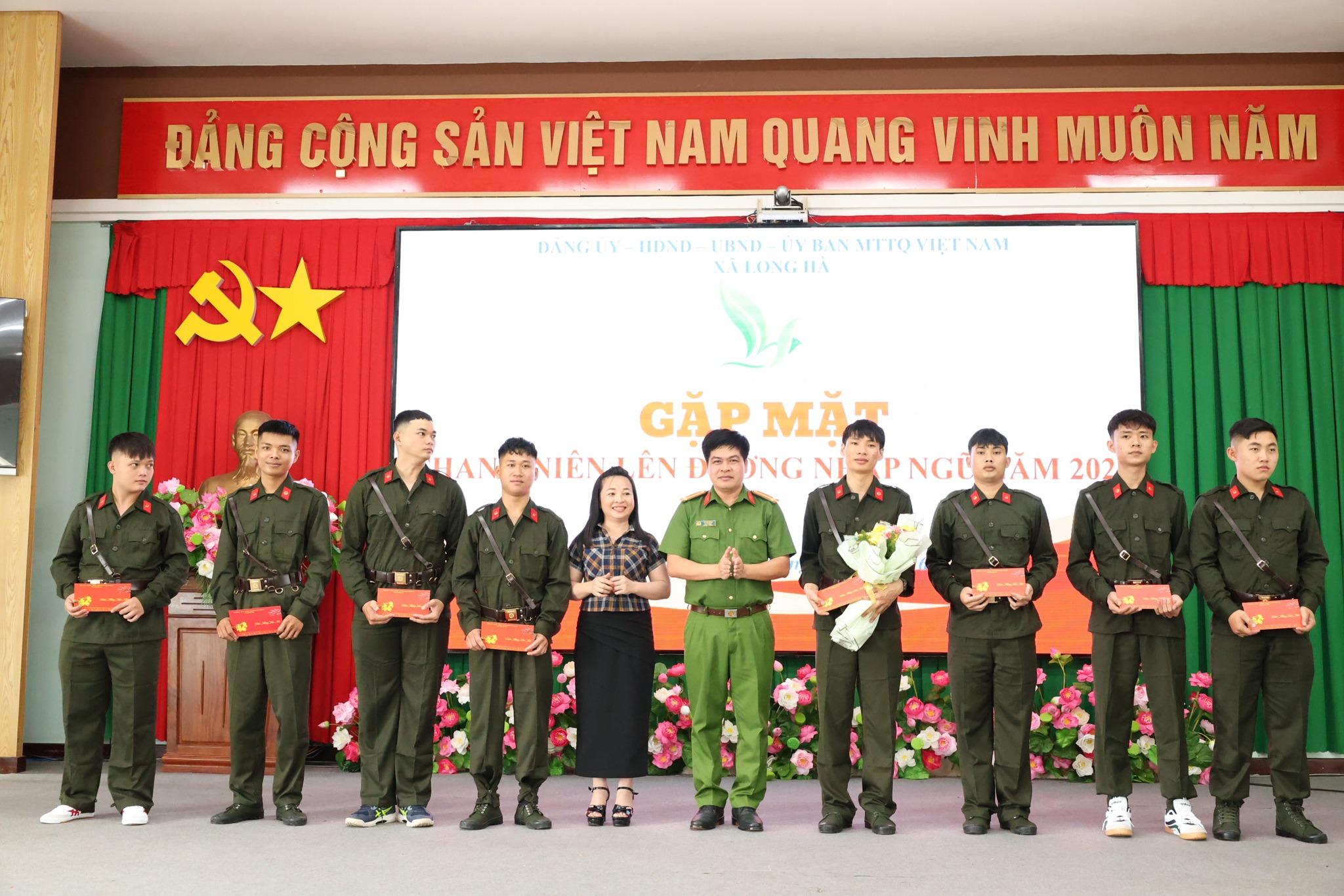 gặp mặt