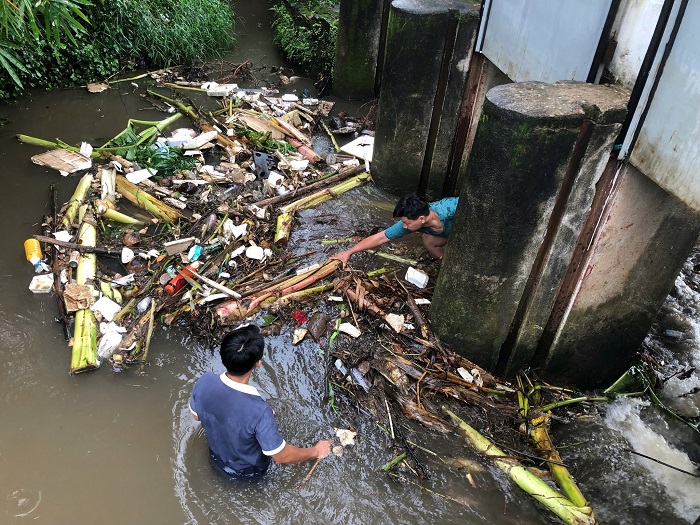 250818 dọn mương