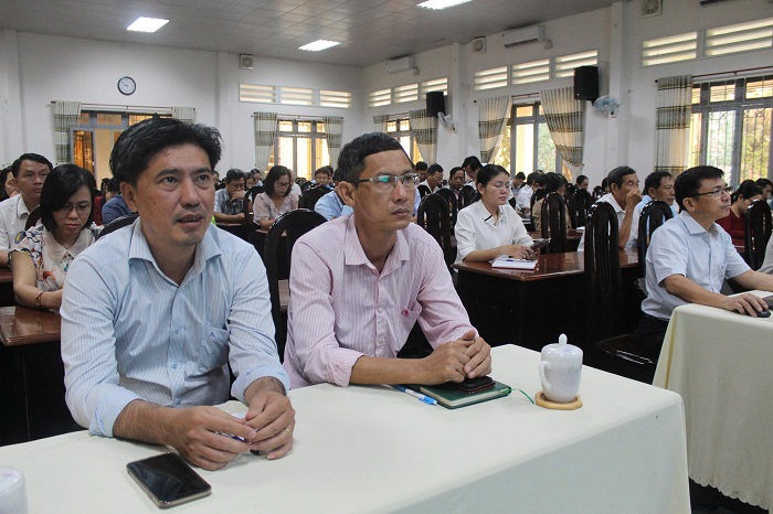 b8ff340859a4d4fa8db52