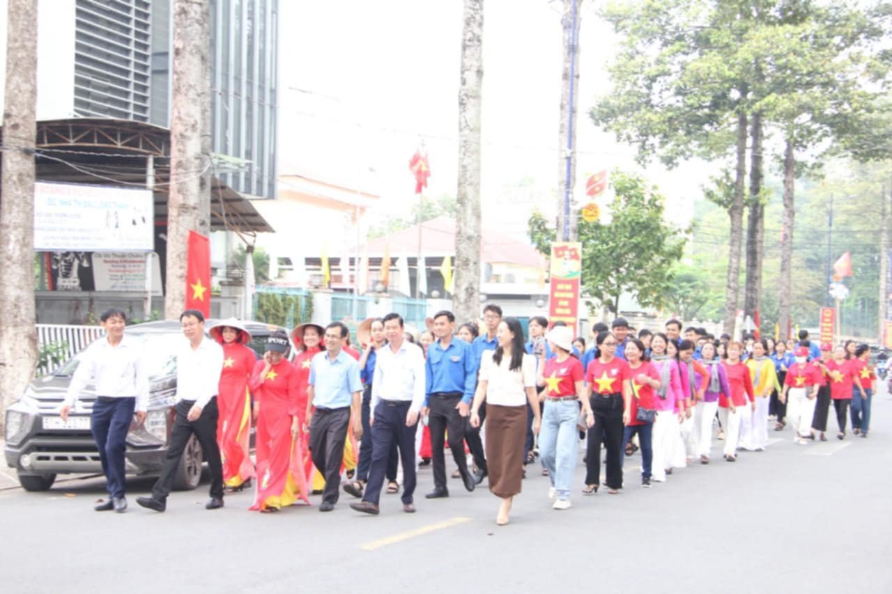 a2563921 ed4d 4700 8b0f 8d3c09c9b130