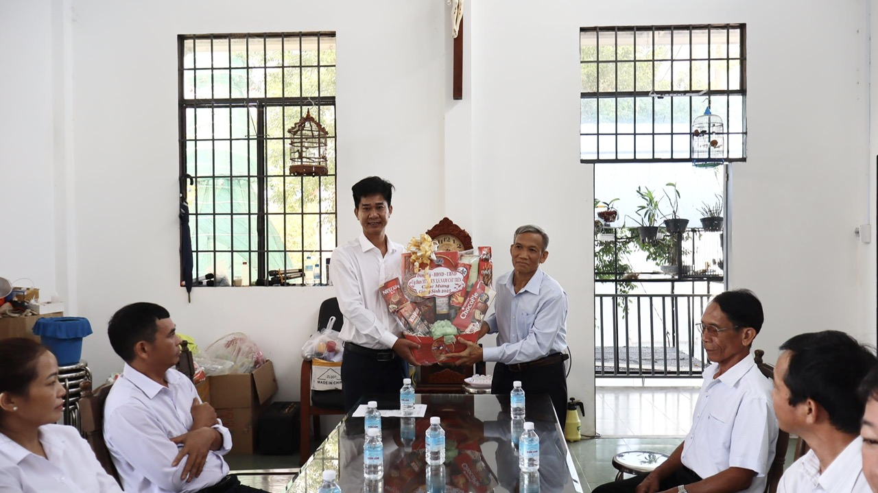 z7352184111896 271a3660d8cc268951a56f2f958966f8