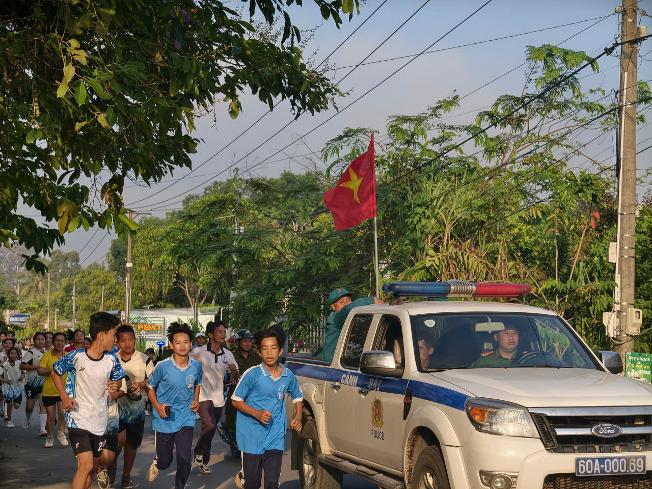 z7665611869915 1f5ffae091f007ec33e003cd8039d957