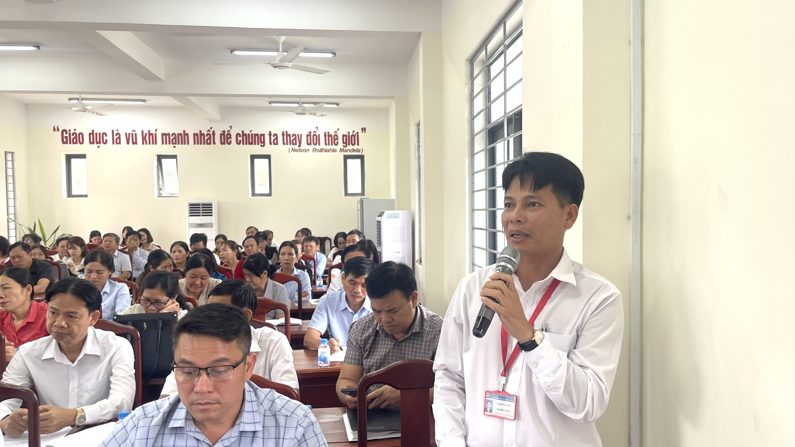 z6912848043002 72faa23c6b69fb4cc0d15b49c2cc8d4d