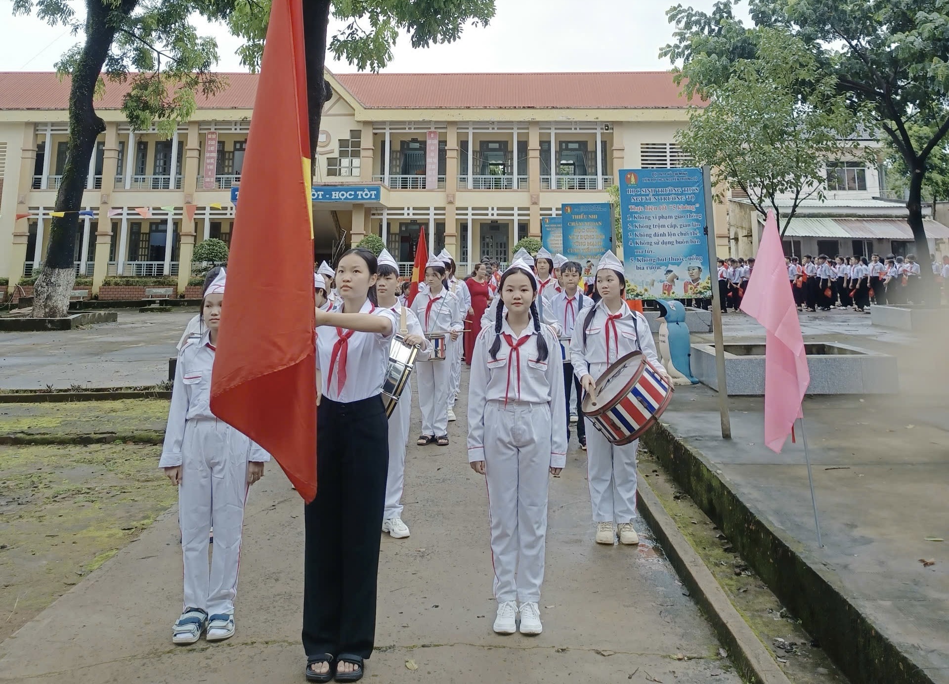 z6979062978406 0a9ec2f0a9ce10a4740cc1446833ec88