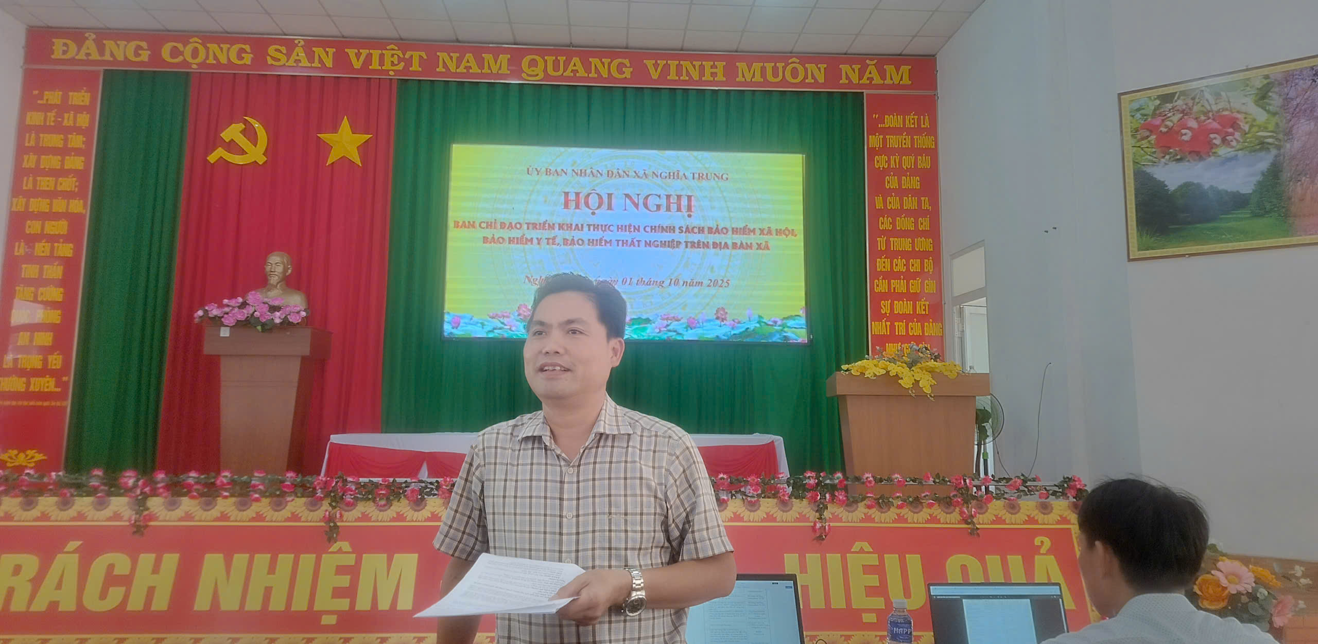 z7070970512198 54a3841f9650bba84d2080250e07cf01