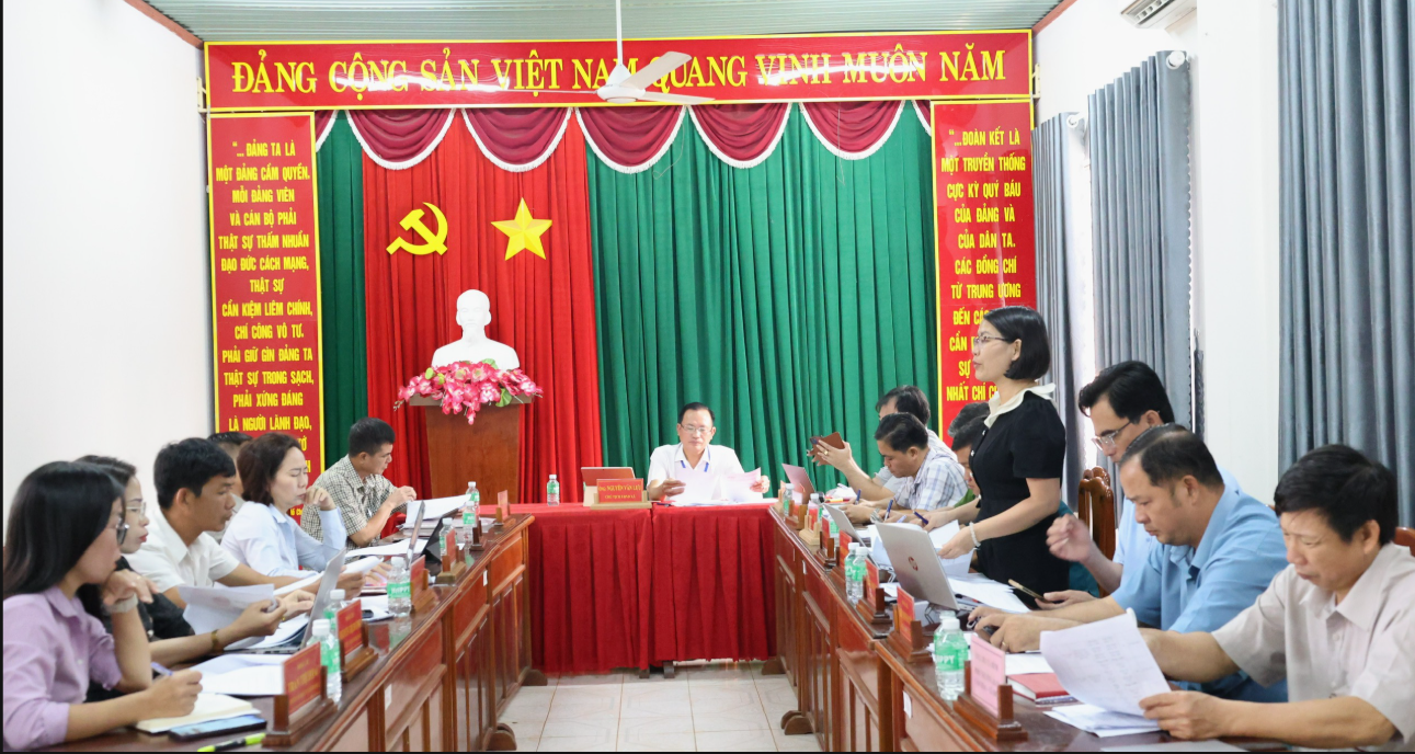 toàn cảnh