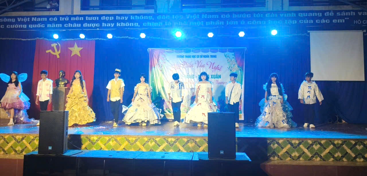 Biểu diễn thời trang