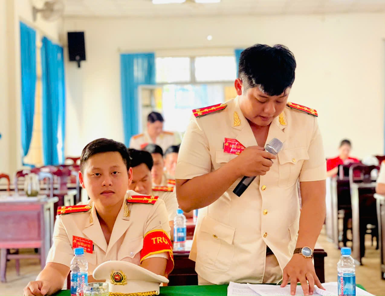 /Users/admin/Desktop/tham luận 1.jpg?t=1754541222