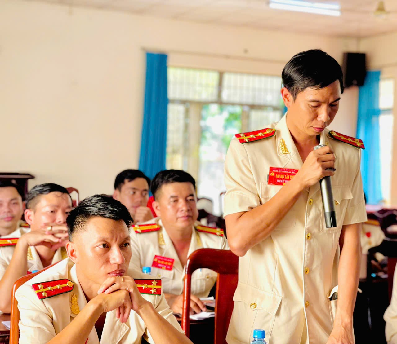 /Users/admin/Desktop/tham luận 2.jpg?t=1754541222