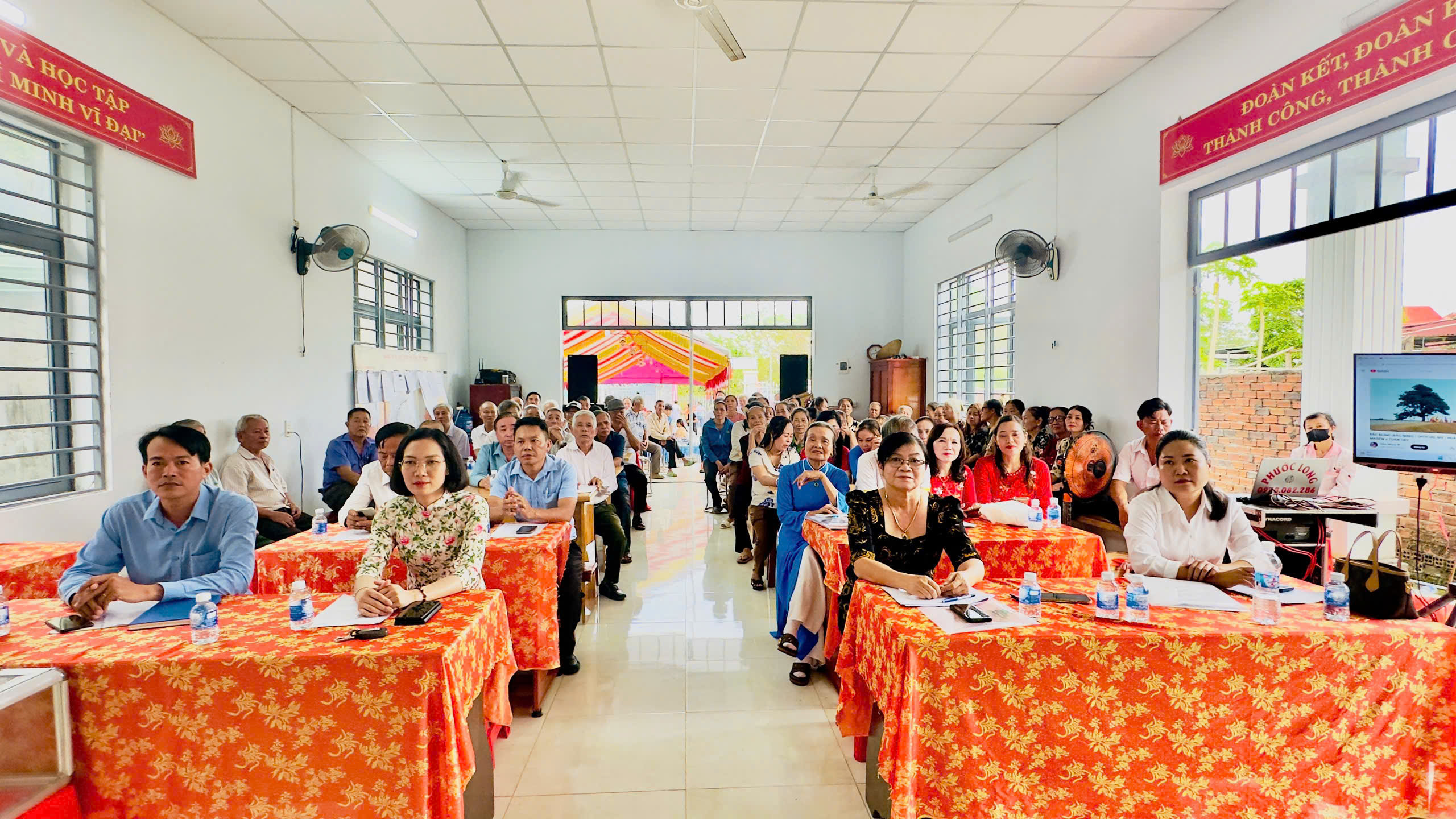 NHA BÍCH: 21/21 KHU DÂN CƯ TỔ CHỨC THÀNH CÔNG NGÀY HỘI ĐẠI ĐOÀN KẾT TOÀN DÂN TỘC