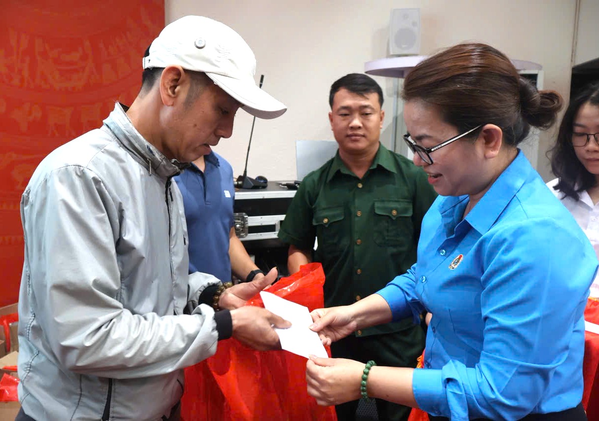 z7520620709861 ad381fe72cd9934cdd17444be5c2496d (1)