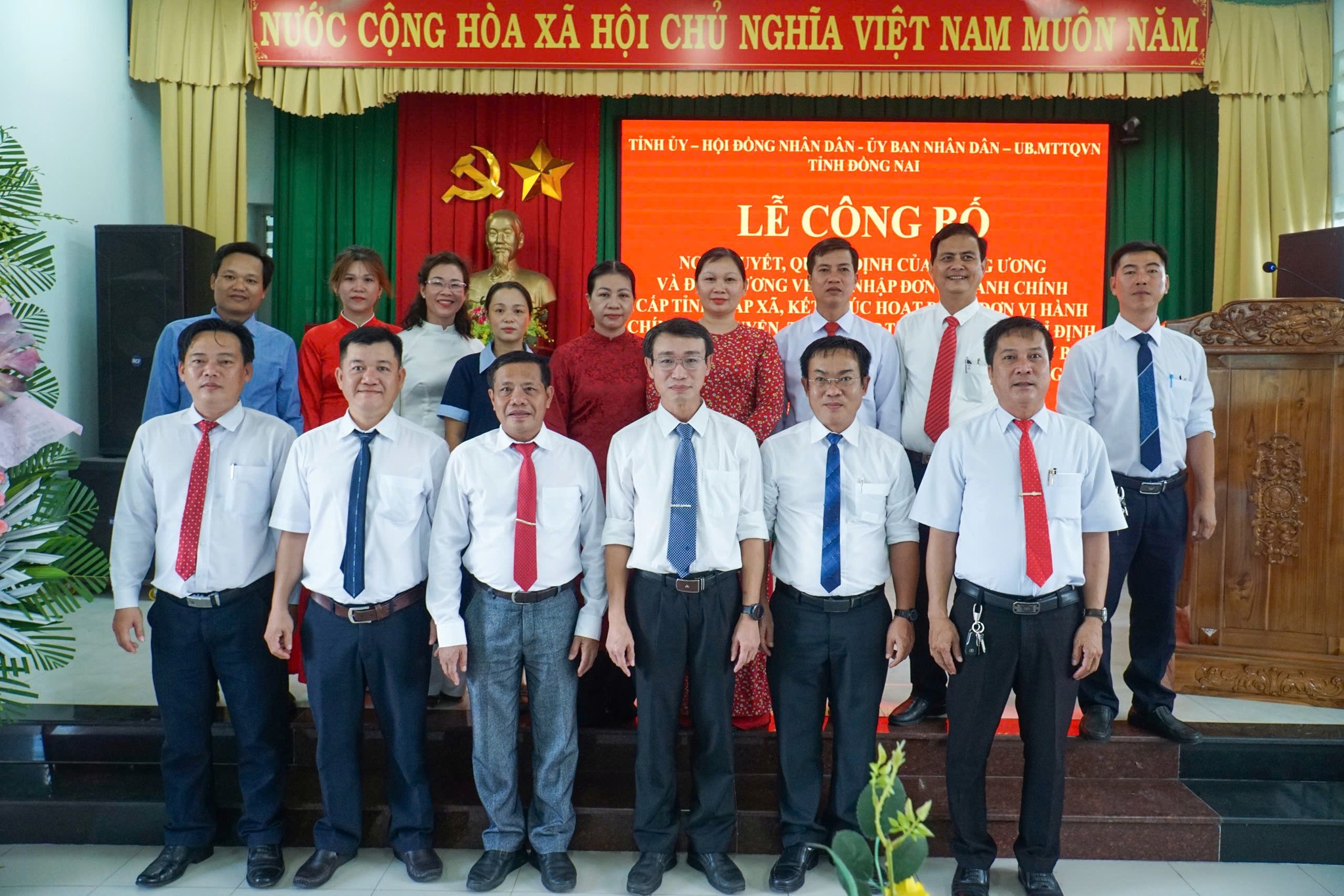 Công bố quyết định thành lập Đảng bộ xã Phú Lâm và chỉ định các nhân sự chủ chốt