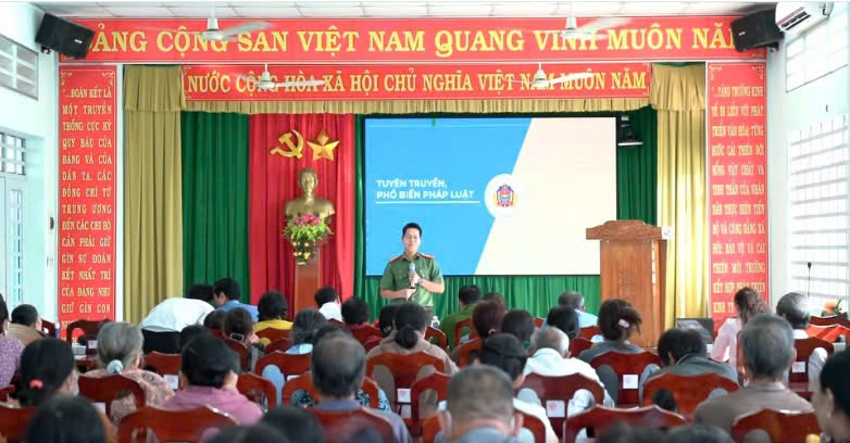 Phú Lâm: HỘI NGHỊ TUYÊN TRUYỀN, PHỔ BIẾN GIÁO DỤC PHÁP LUẬT CHO ĐỒNG BÀO DÂN TỘC THIỂU SỐ NĂM 2026