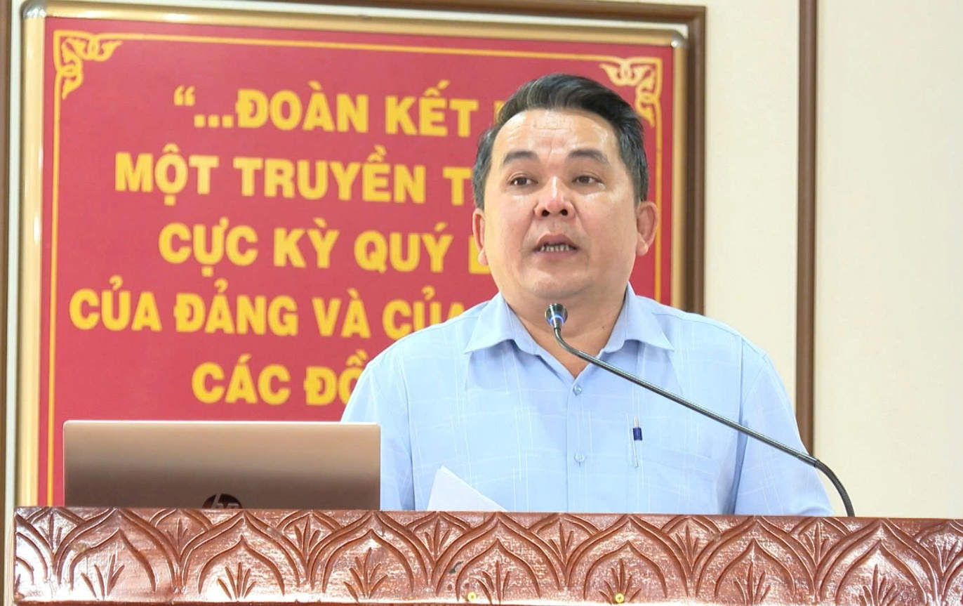 Hội nghị triển khai thực hiện quy định về việc kiểm điểm và đánh giá, xếp loại chất lượng đối với tổ chức đảng, đảng viên tập thể, cá nhân cám bộ lãnh đạo, quản lý các cấp năm 2025