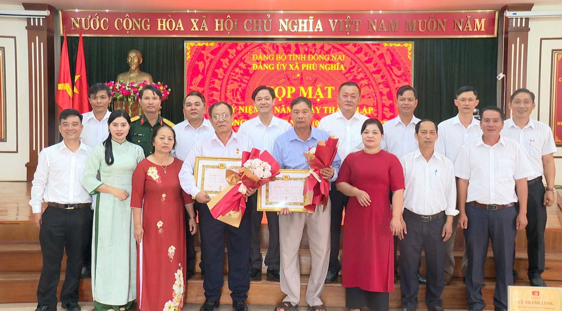 Đảng ủy xã Phú Nghĩa tổ chức Họp mặt kỷ niệm 96 năm Ngày thành lập Đảng Cộng sản Việt Nam (03/02/1930-03/02/2026) và Lễ trao Huy hiệu Đảng đợt 03/02