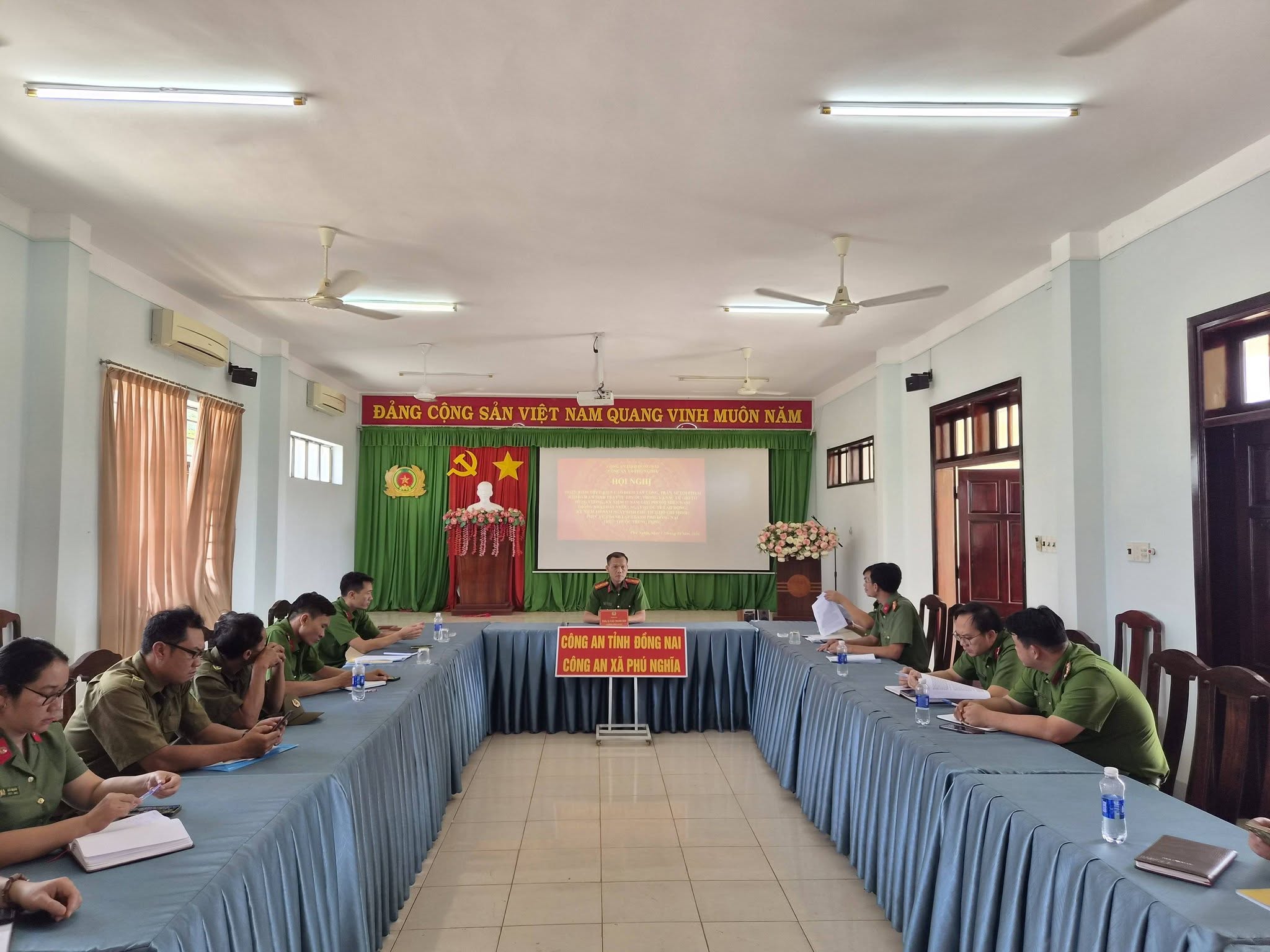 Công an xã Phú Nghĩa triển khai cao điểm tấn công, trấn áp tội phạm bảo đảm an ninh trật tự các dịp lễ lớn