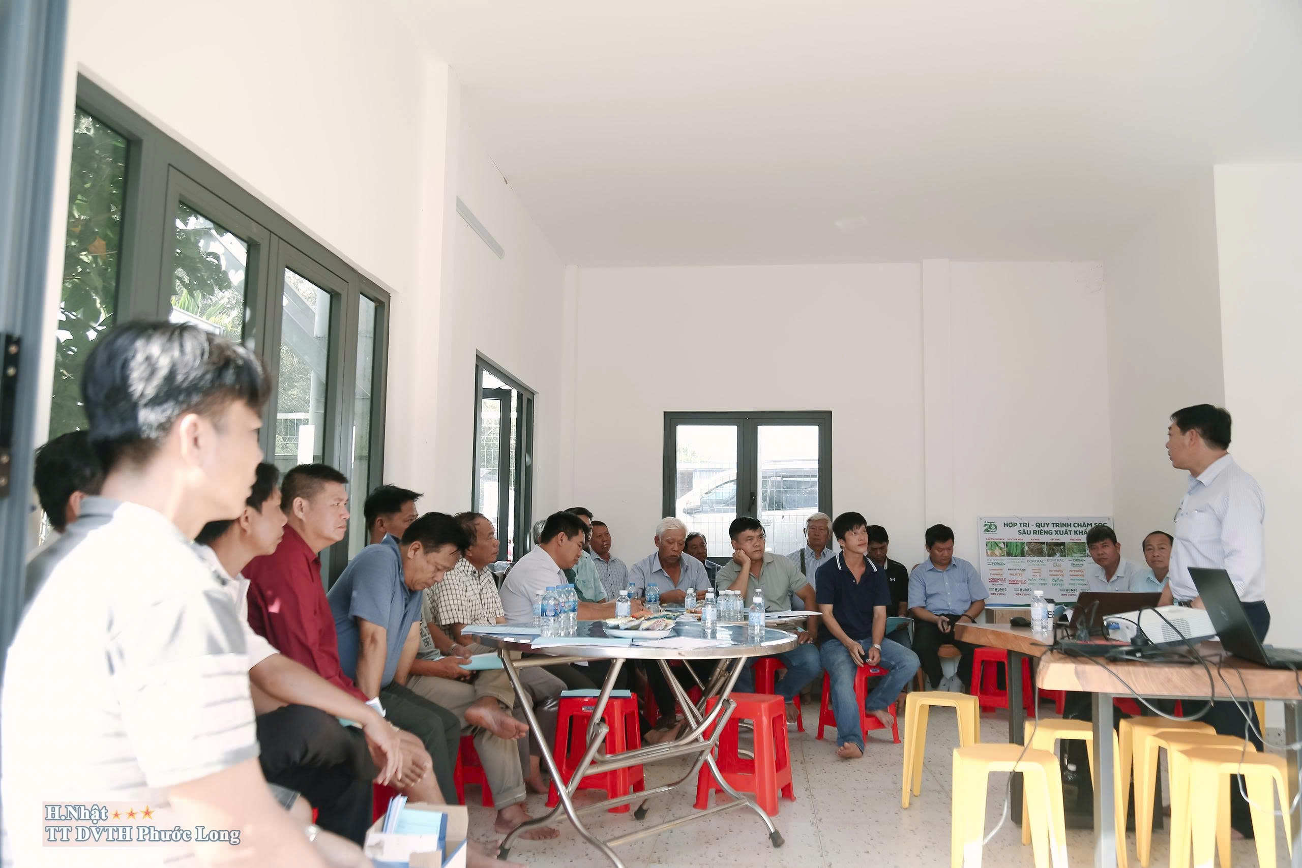 Tập huấn kỹ thuật chăm sóc và bảo quản sau thu sạch quả sầu riêng đạt năng suất, chất lượng cao phù hợp nội tiêu và xuất khẩu