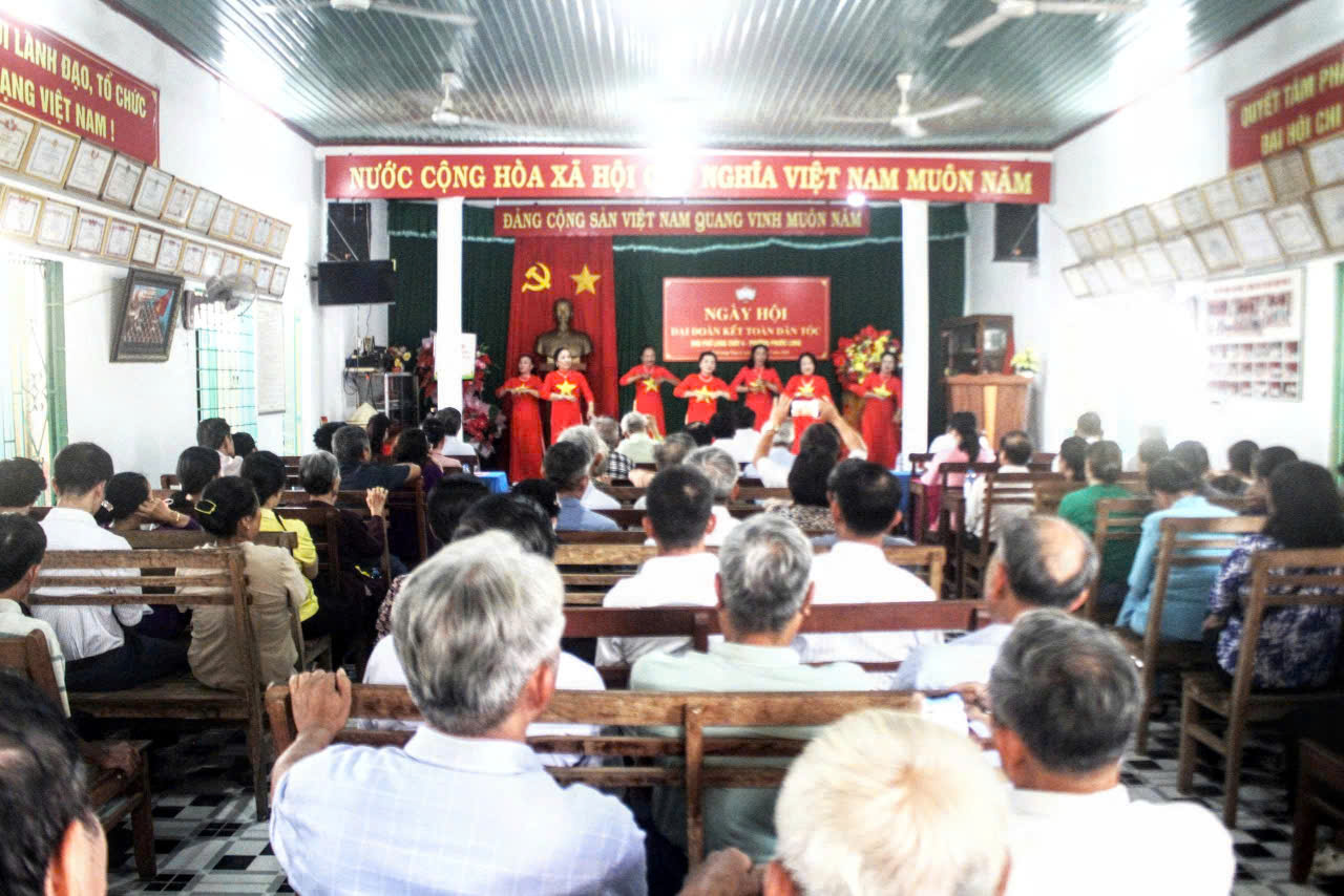 NGÀY HỘI ĐẠI ĐOÀN KẾT TOÀN DÂN TỘC TẠI KHU PHỐ LONG THỦY 4 – PHƯỜNG PHƯỚC LONG