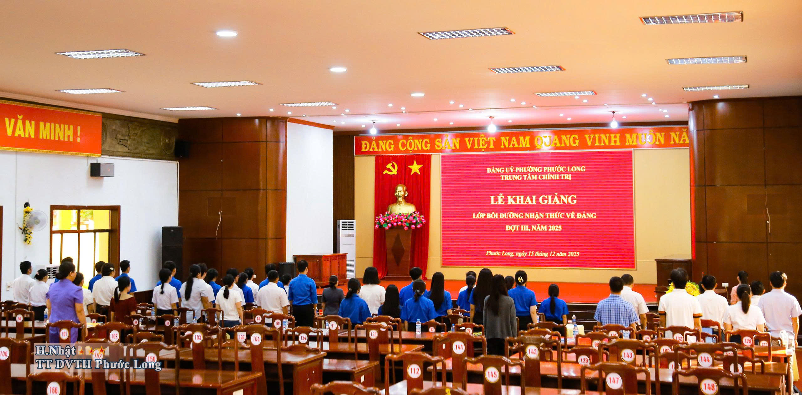 Khai giảng lớp bồi dưỡng nhận thức về đảng đợt 3, năm 2025