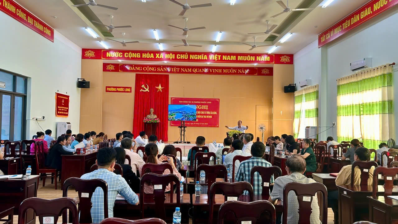 PHƯỜNG PHƯỚC LONG TỔ CHỨC HỘI NGHỊ TẬP HUẤN KỸ NĂNG TĂNG CƯỜNG BẢO VỆ NỀN TẢNG TƯ TƯỞNG CỦA ĐẢNG NĂM 2025