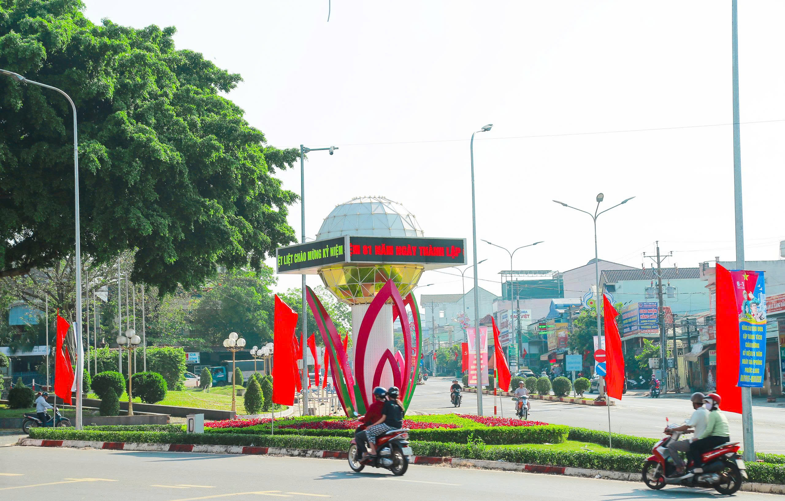 PHƯỚC LONG RỘN RÀNG KHÔNG KHÍ HƯỚNG TỚI CÁC SỰ KIỆN CHÍNH TRỊ, LỄ LỚN NĂM 2026