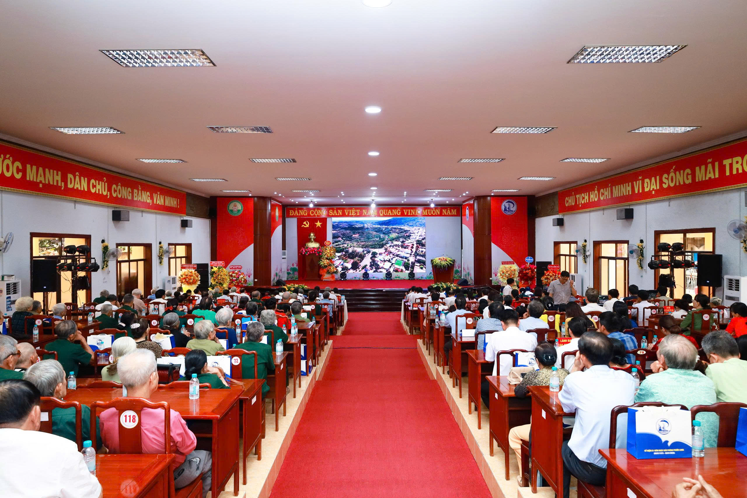 Họp mặt kỷ niệm 51 năm Ngày giải phóng Phước Long (06/01/1975 – 06/01/2026)