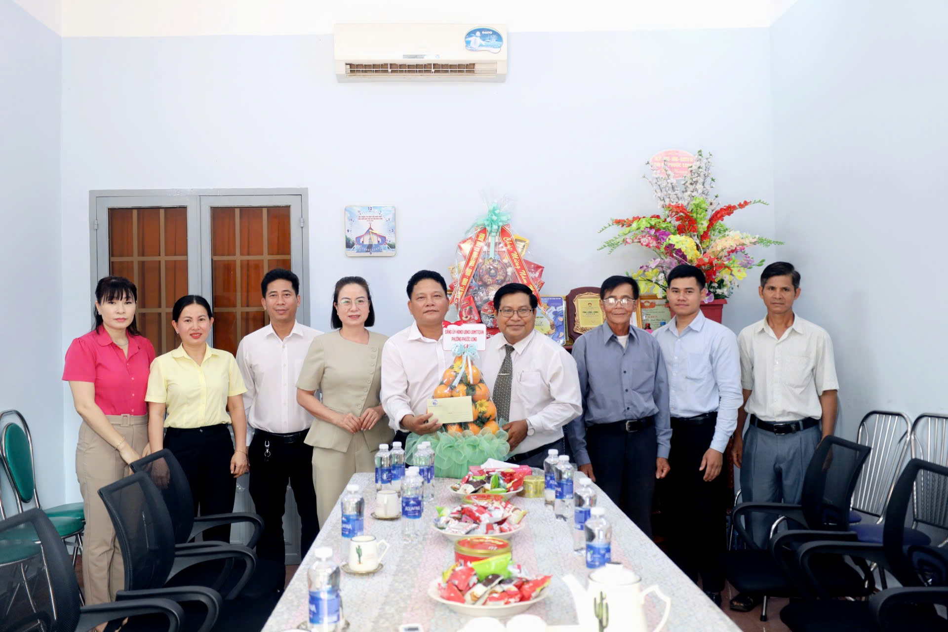 PHƯỜNG PHƯỚC LONG THĂM, CHÚC MỪNG CÁC CƠ SỞ TÔN GIÁO NHÂN DỊP LỄ PHỤC SINH NĂM 2026