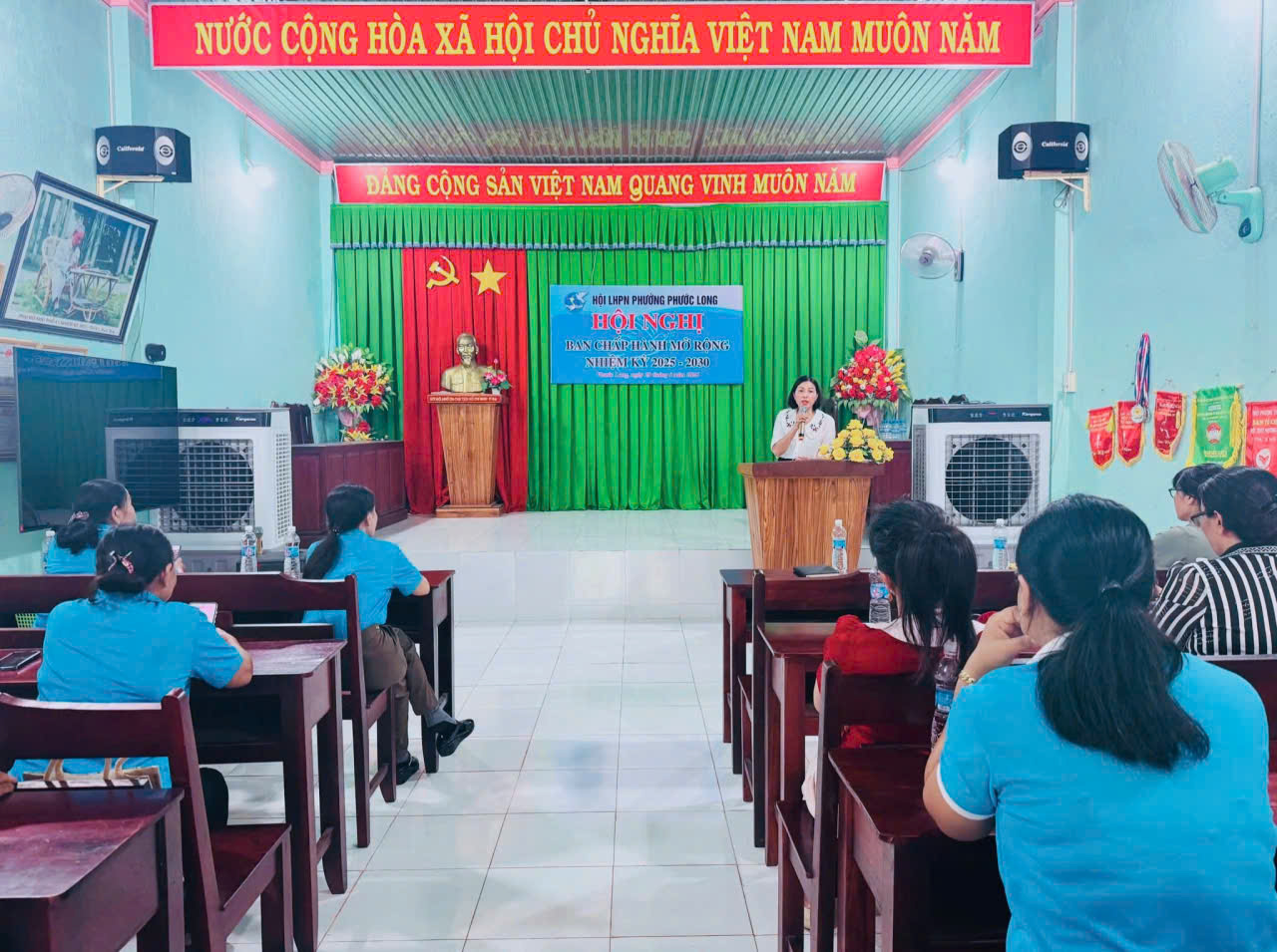HỘI LHPN PHƯỜNG PHƯỚC LONG TỔ CHỨC HỘI NGHỊ BAN CHẤP HÀNH MỞ RỘNG NHIỆM KỲ 2025 – 2030 VÀ RA MẮT MÔ HÌNH "CHI HỘI PHỤ NỮ SỐ", "HƯỚNG DẪN VIÊN SỐ 1+1"