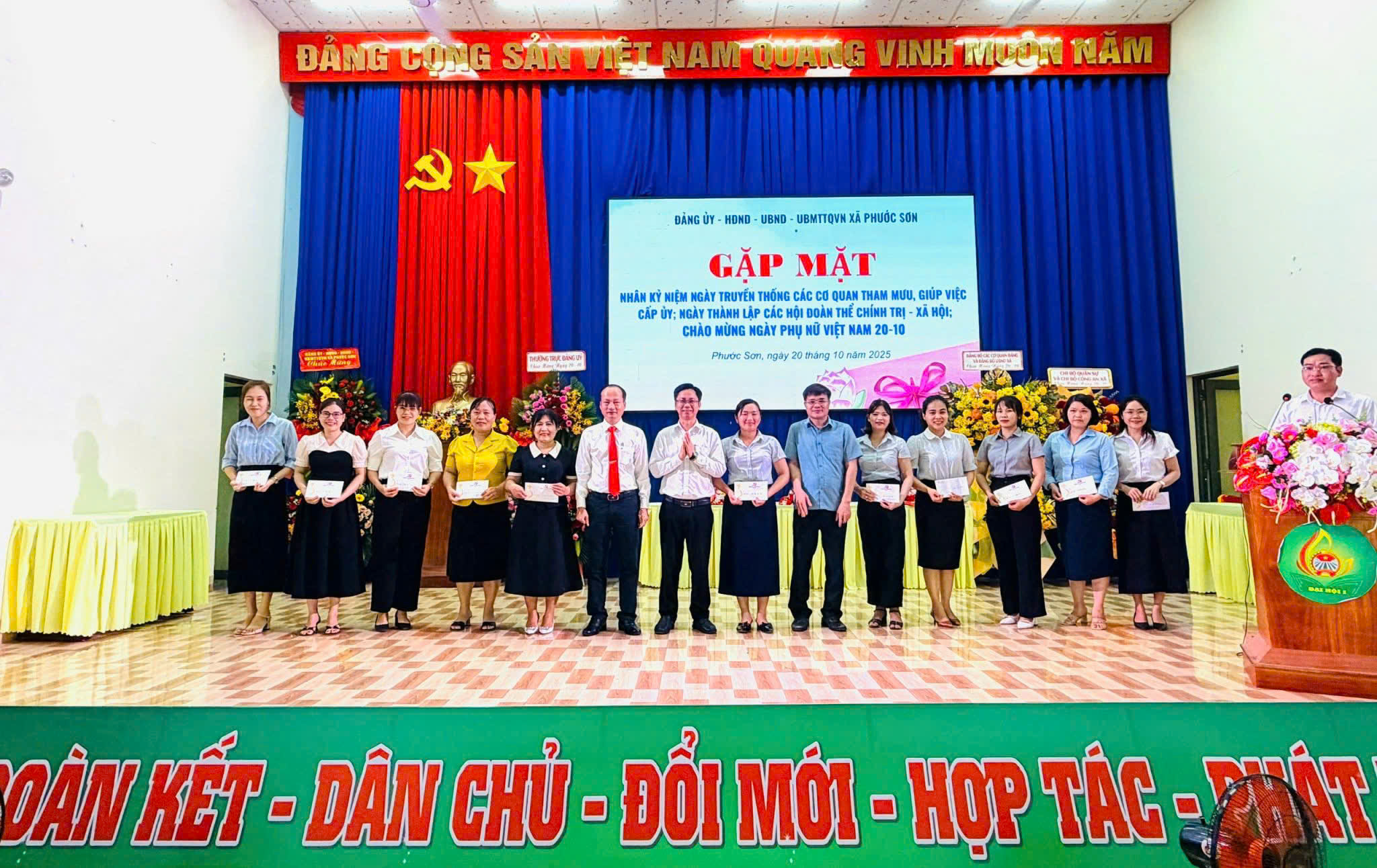 z7140538897384 1cf96d9b767a40de6f46b31cbab8f67e