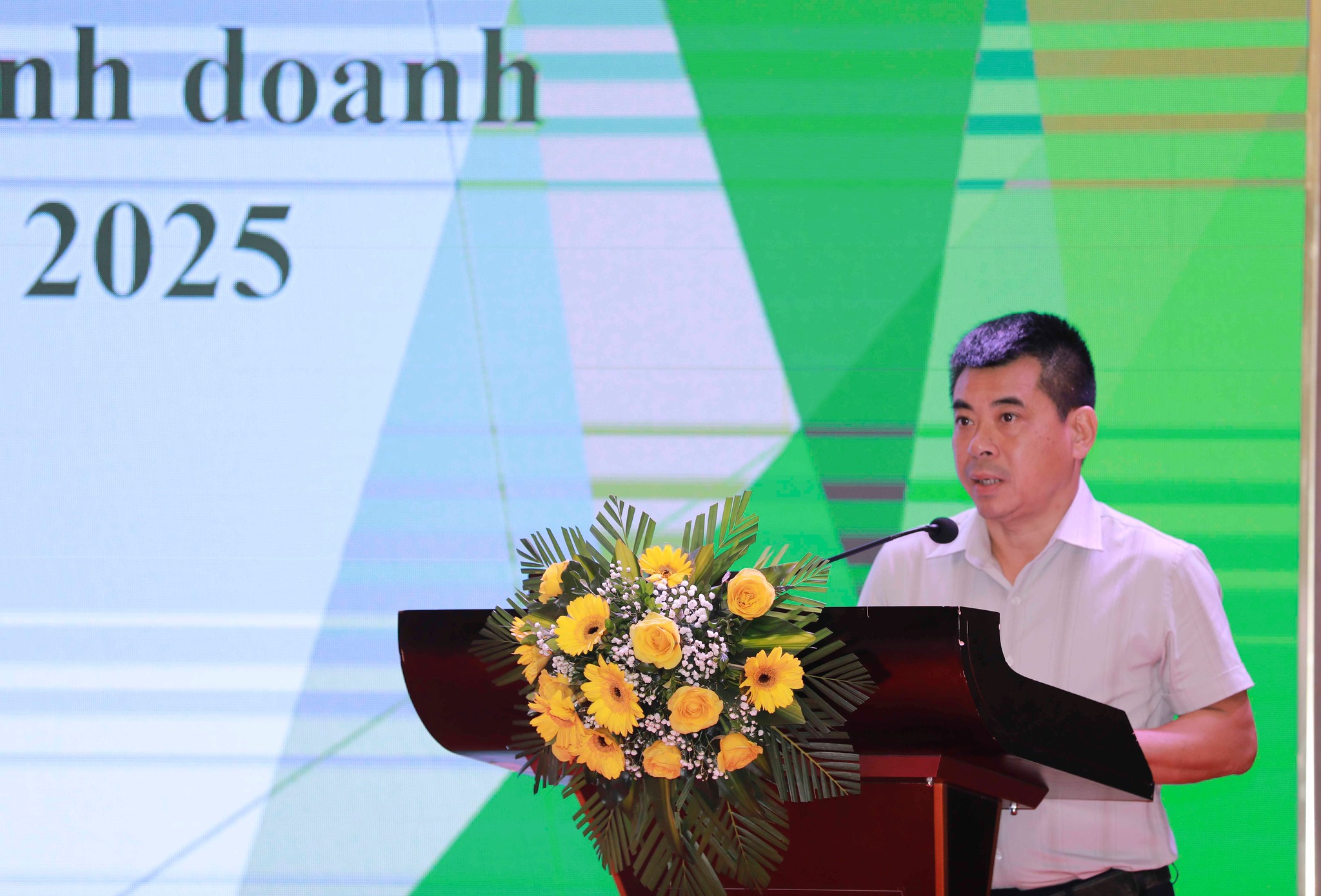 Vụ trưởng Vụ Pháp chế Phạm Cao Thái phát biểu tại hội nghị