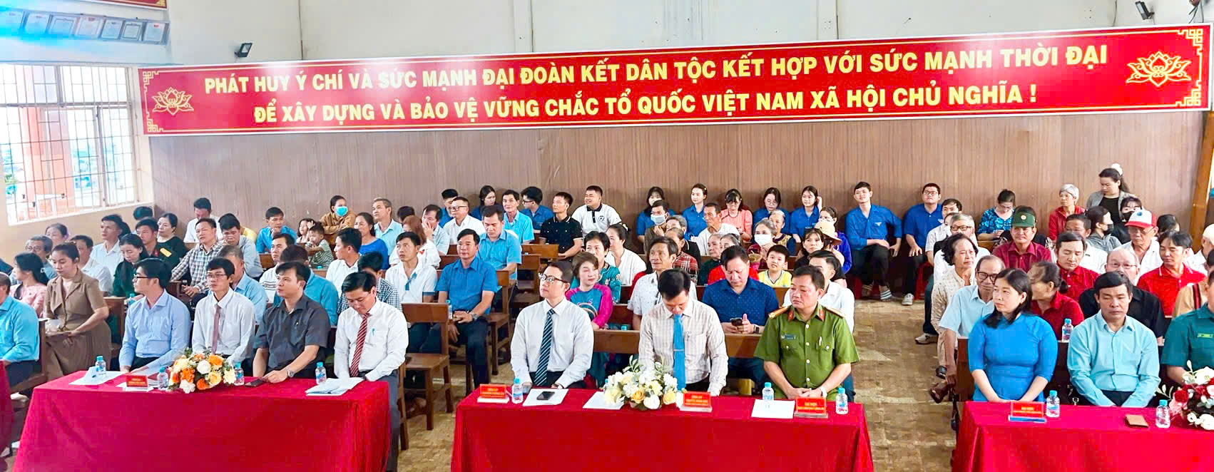 Toàn cảnh Ngày hội Đại đoàn kết toàn dân tộc khu phố Hương Phước