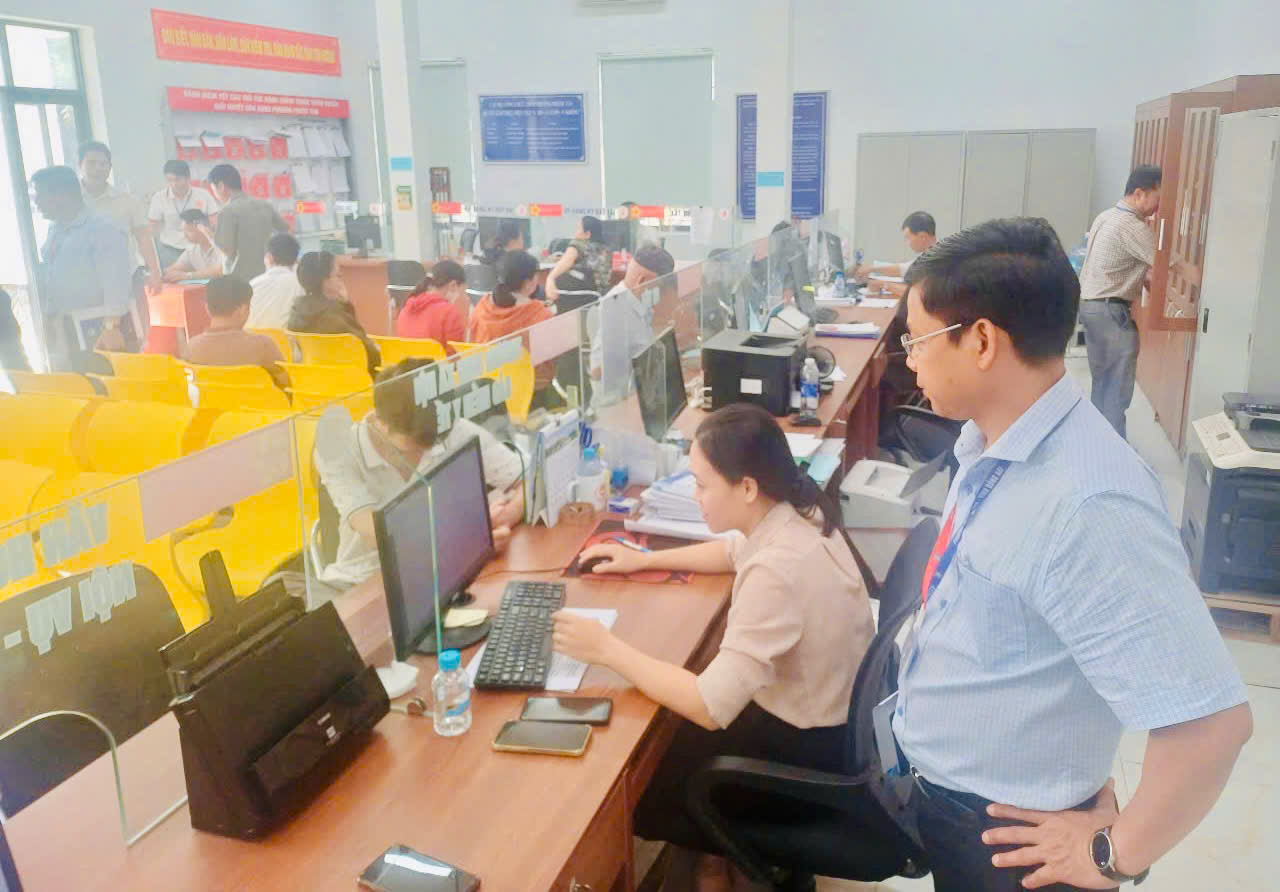 HĐND Phường Phước Tân giám sát UBND phường về công tác Chuyển đổi số