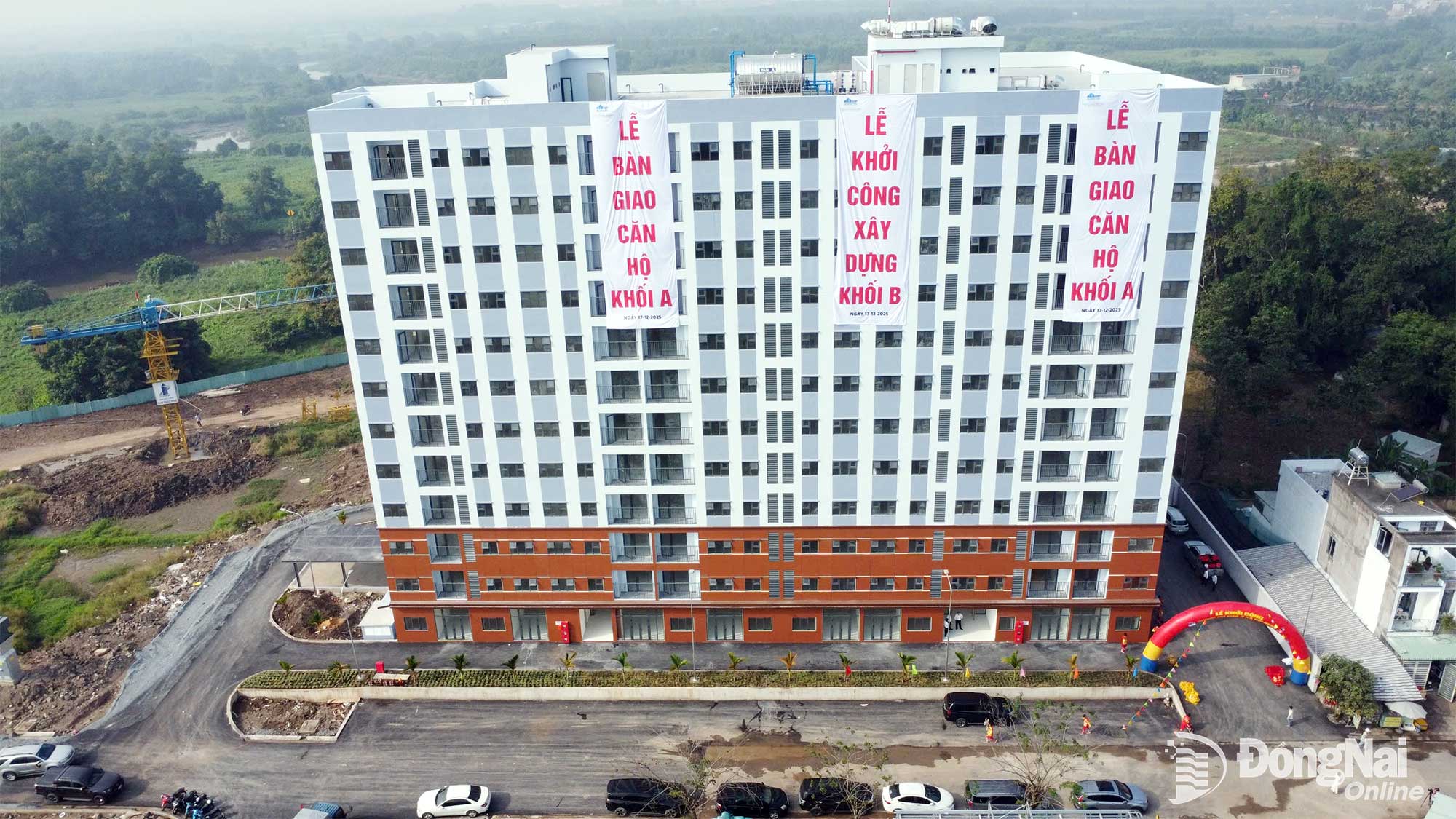 Khối nhà A, chung cư nhà ở xã hội NXH2 thuộc Dự án Khu dân cư và tái định cư tại phường Phước Tân, tỉnh Đồng Nai đã hoàn thành và bàn giao nhà cho người mua. Ảnh: Hoàng Lộc