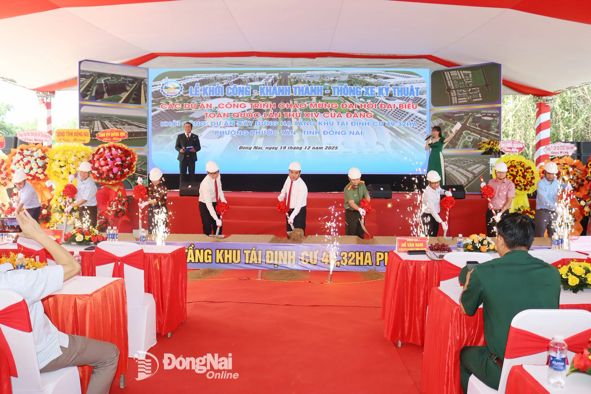 Nghi thức khởi công dự án. Ảnh: Hoàng Lộc