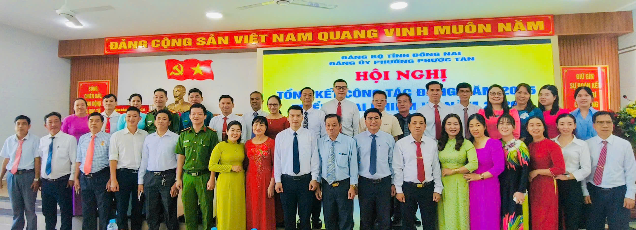 Đại biểu dự Hội nghị