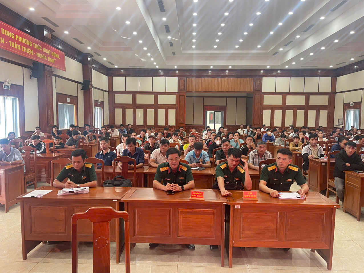 hình sinh hoạt