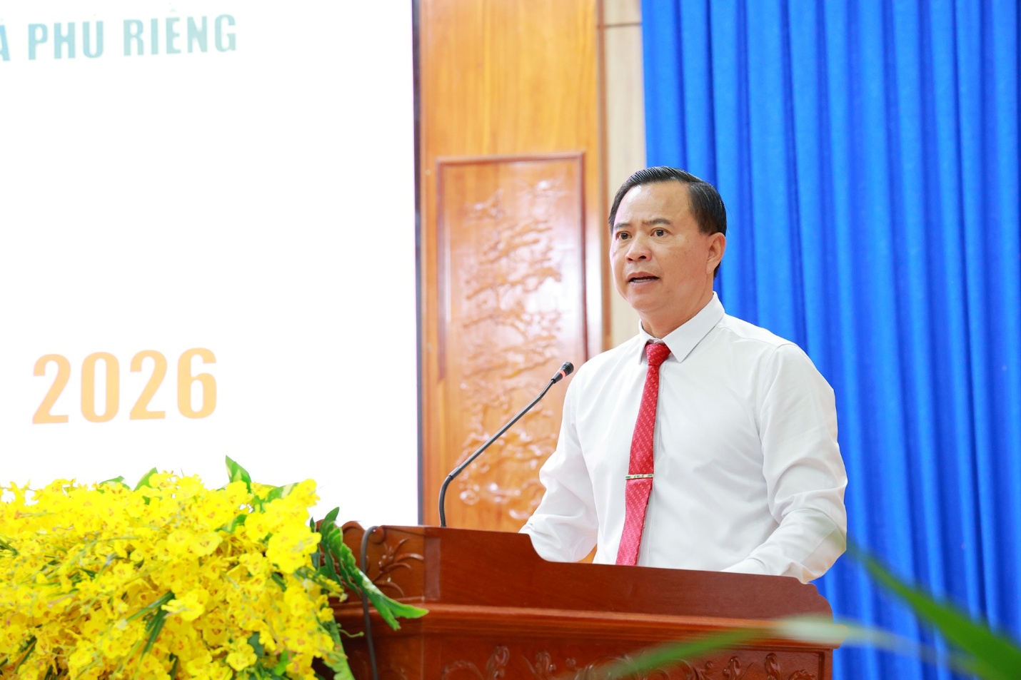 Đồng chí Nguyễn Danh Tùng phát biểu tại lễ chào cờ