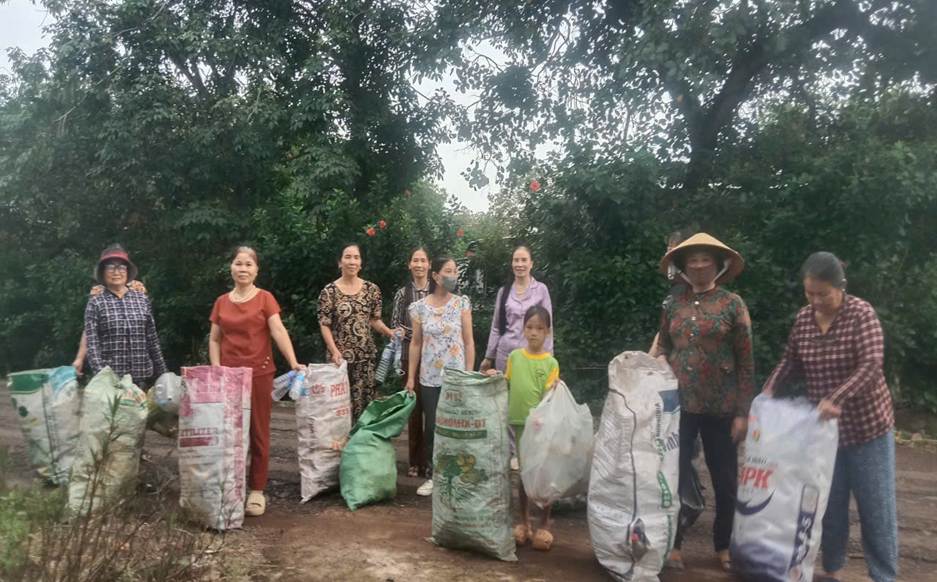 Hình ảnh hoạt động mô hình Phú Riềng 3
