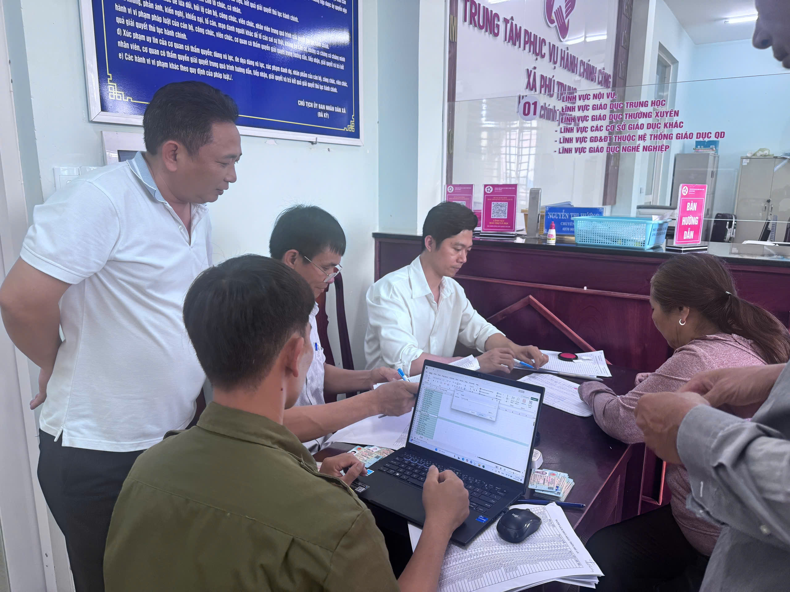 z6963769852659 f47d04fc5e731f43bd3f60fd95bbd273