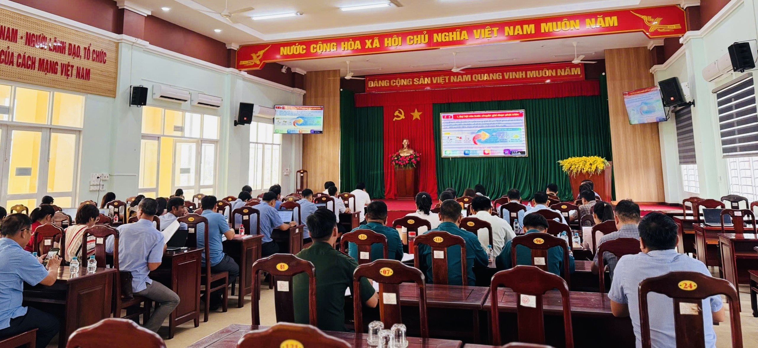 z7511175435598 31f47fcb0e26ef2b532ab8fdcdff9c1d