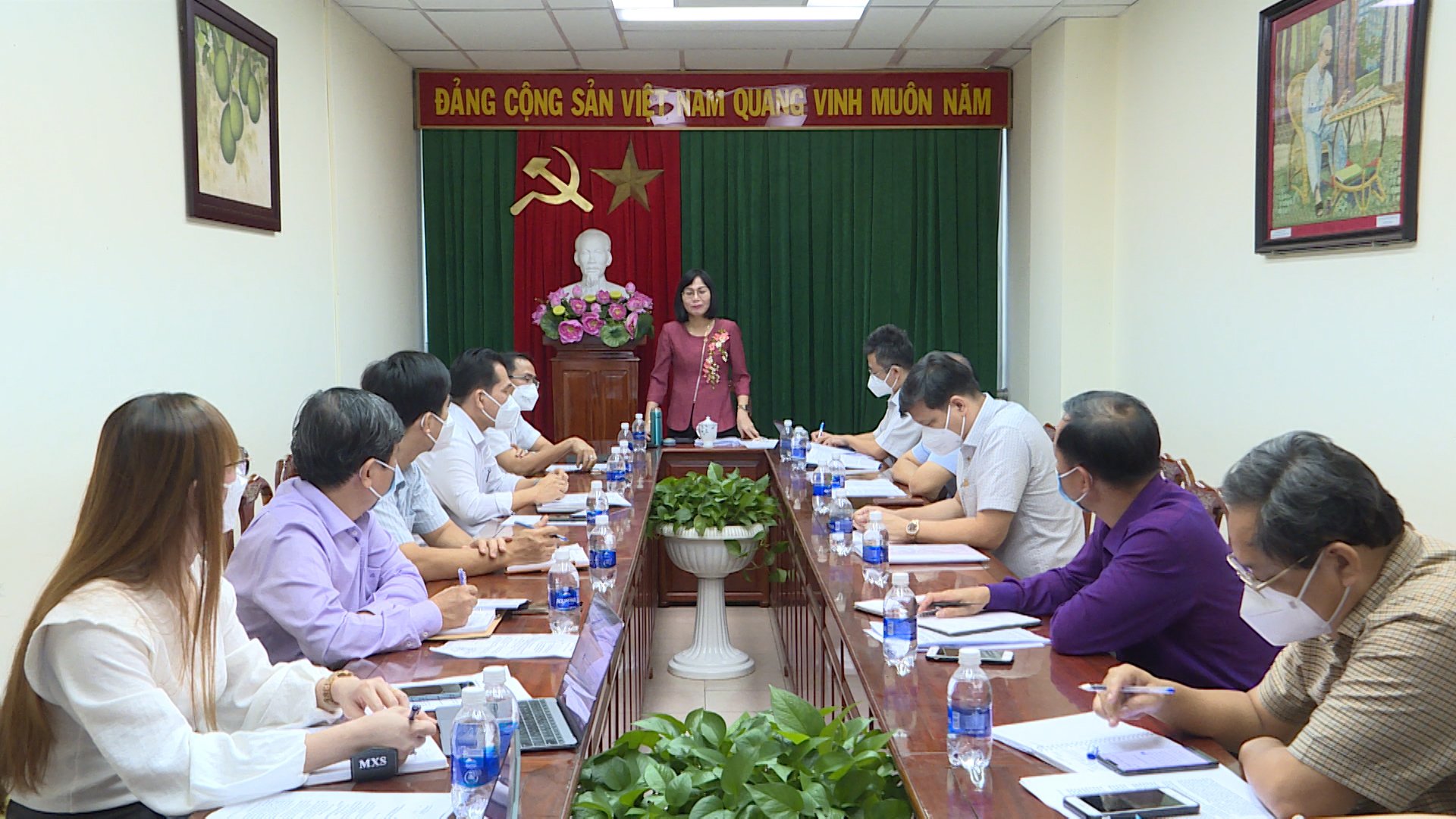 c Hoang luu thong.jpg?t=1762423302