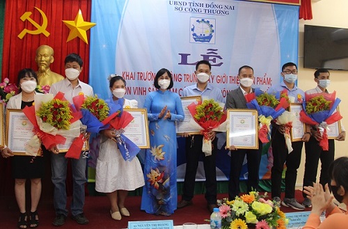 2022-le ton vinh.jpg?t=1758876326