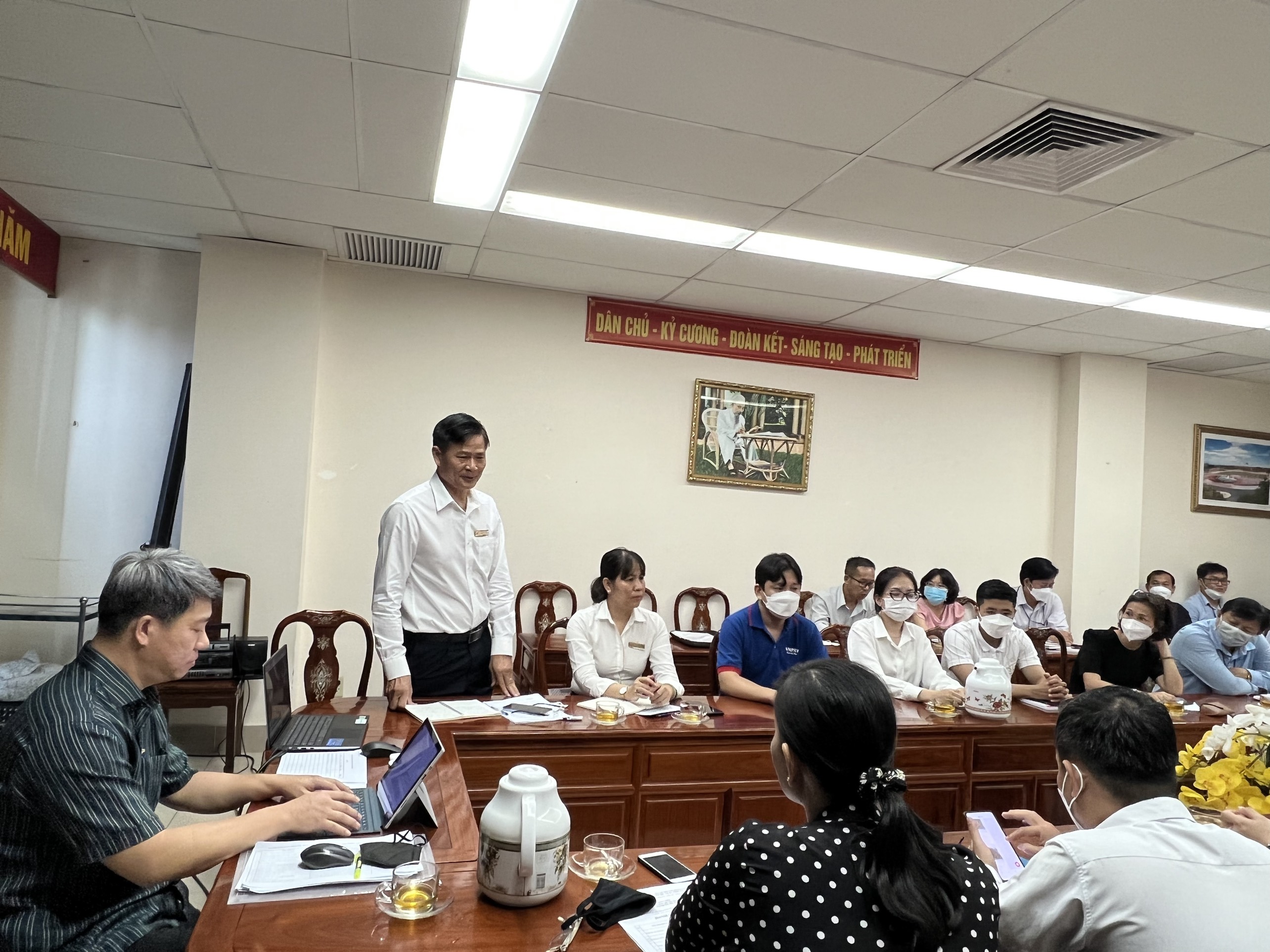 Đại diện VNPost phát biểu.jpg?t=1762423302