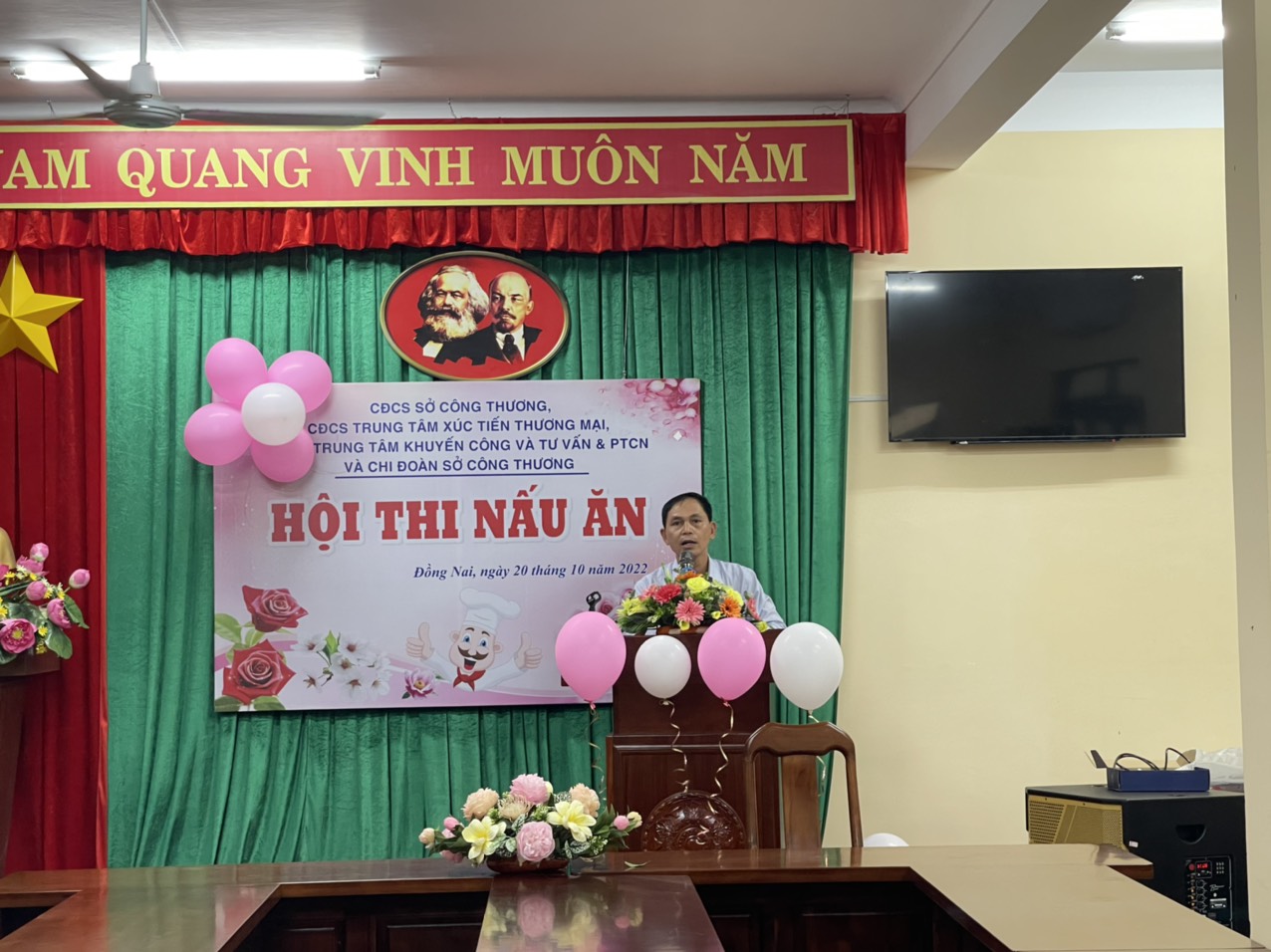 http://sct.dongnai.gov.vn/SiteAssets/Lists/TnTuc/NewForm/Anh%20Dong%20khai%20mac.jpg?t=1762423302